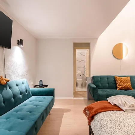 Spacious Loft In The Heart Of Apartament