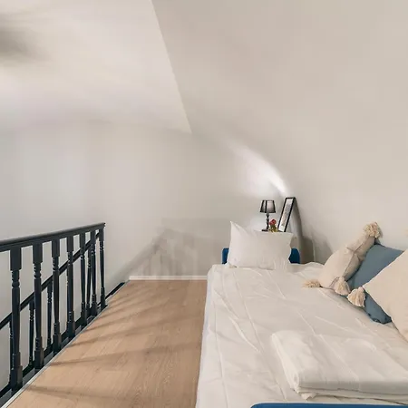 Spacious Loft In The Heart Of Budapest