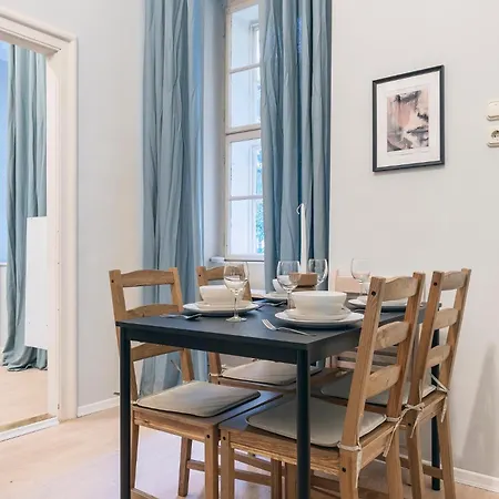 Apartment Spacious Loft In The Heart Of *