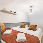 Apartament Spacious Loft In The Heart Of